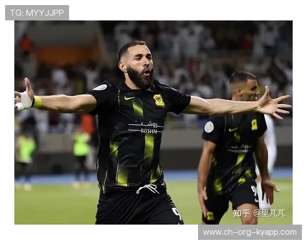 吉达联合新援本泽马上演处子球，吉达塔百科